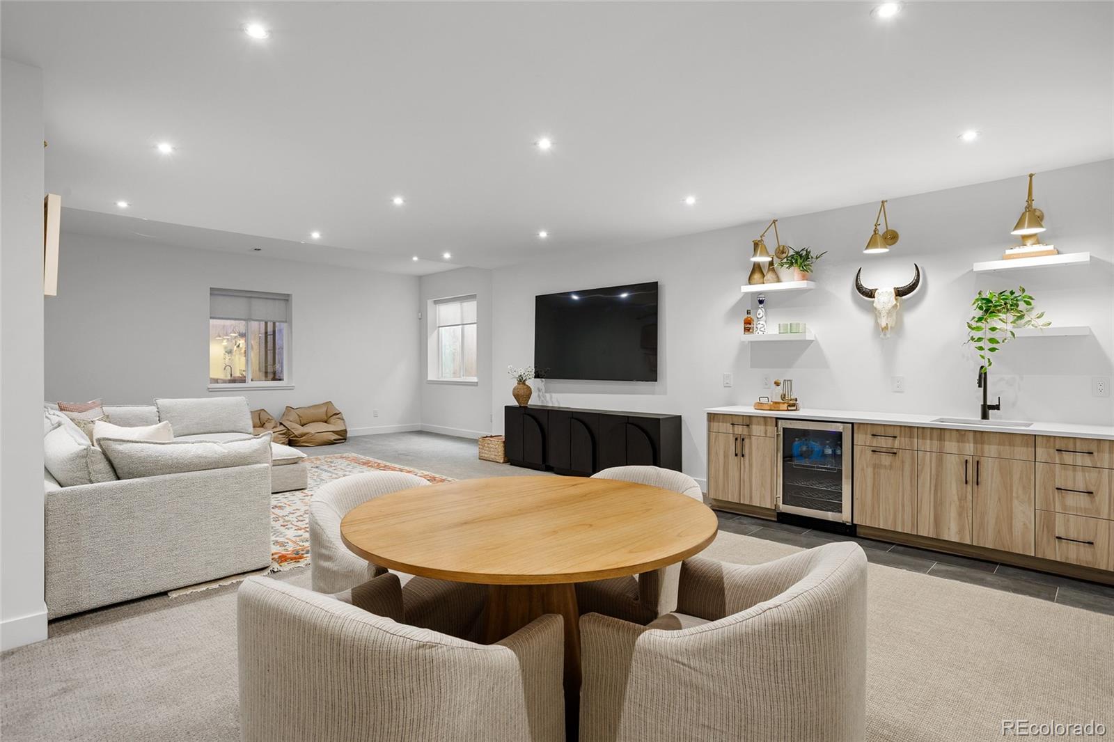 MLS Image #31 for 2930 s madison street,denver, Colorado