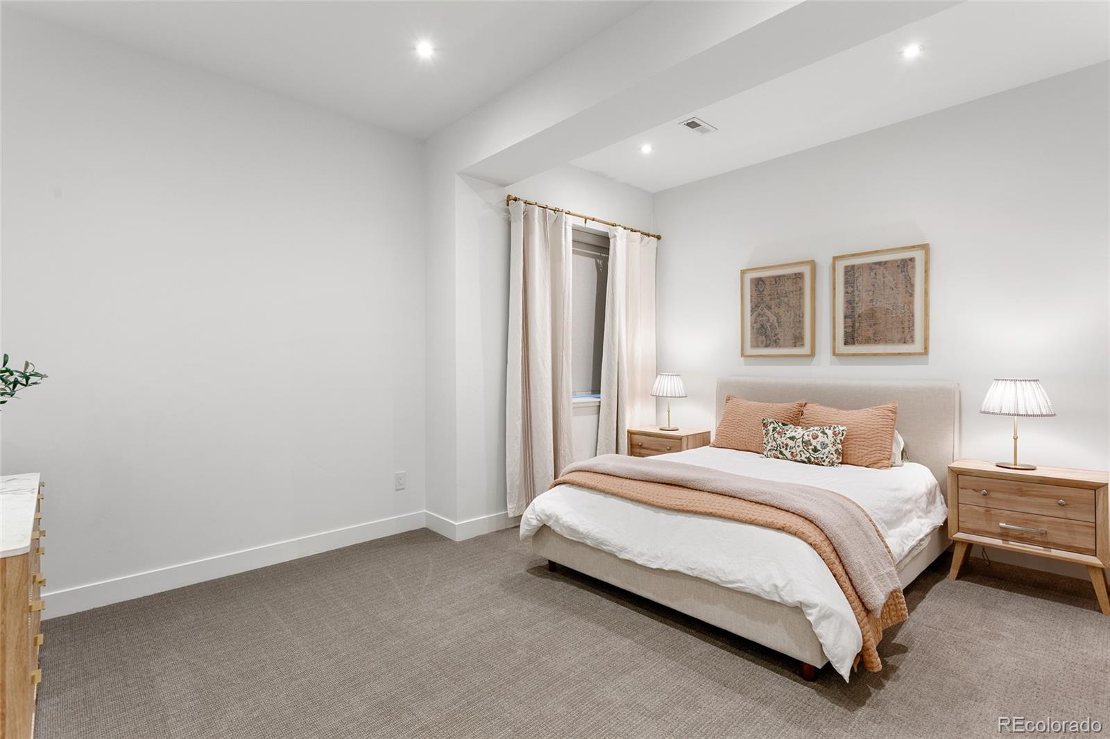 MLS Image #32 for 2930 s madison street,denver, Colorado