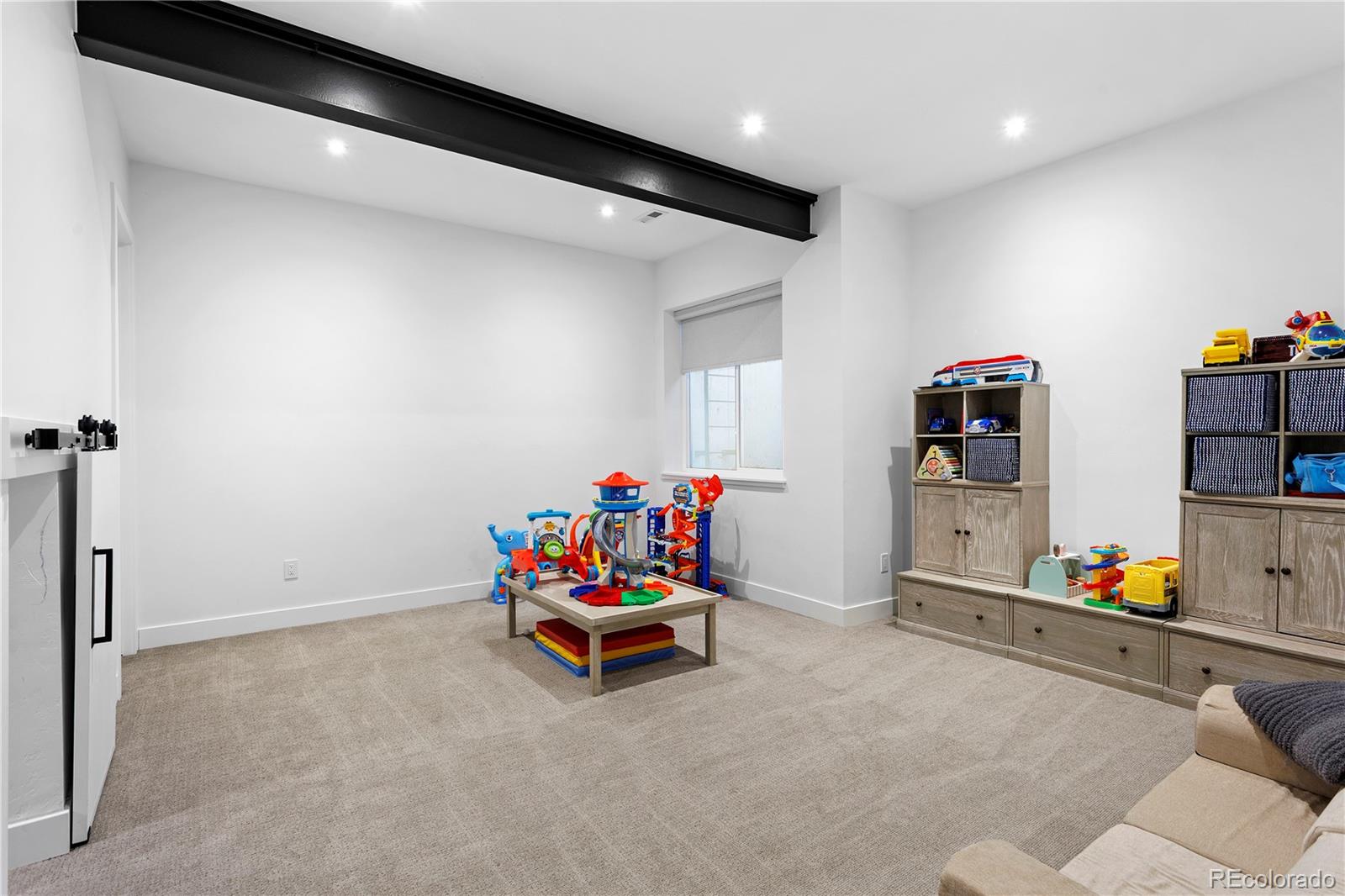MLS Image #34 for 2930 s madison street,denver, Colorado