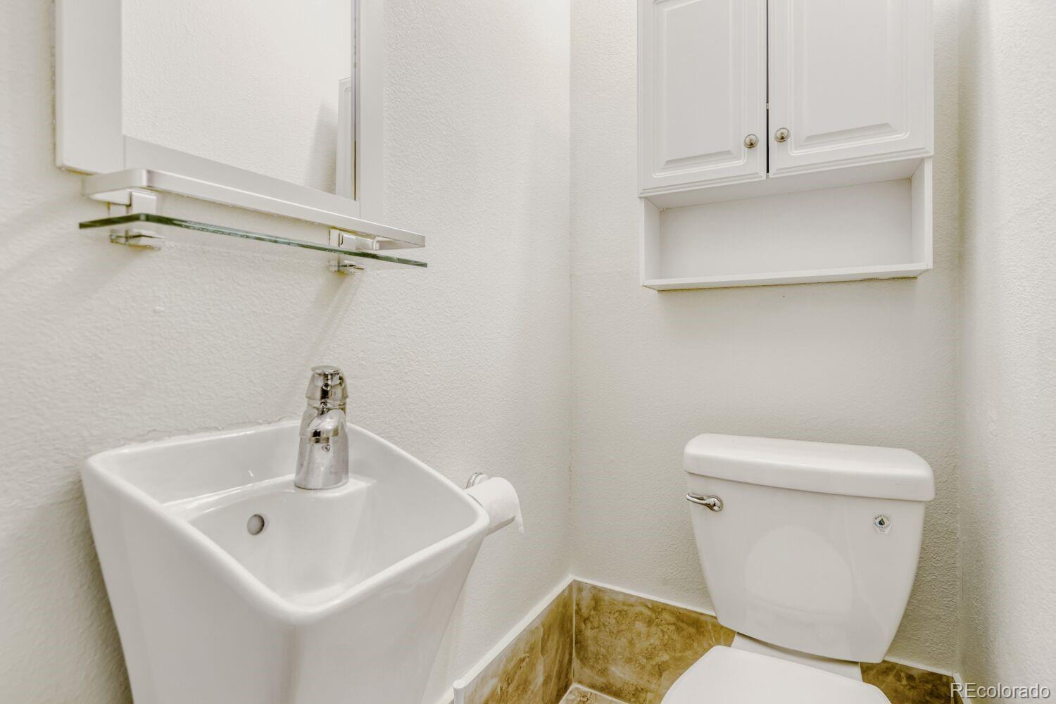 MLS Image #9 for 2005 s helena street,aurora, Colorado