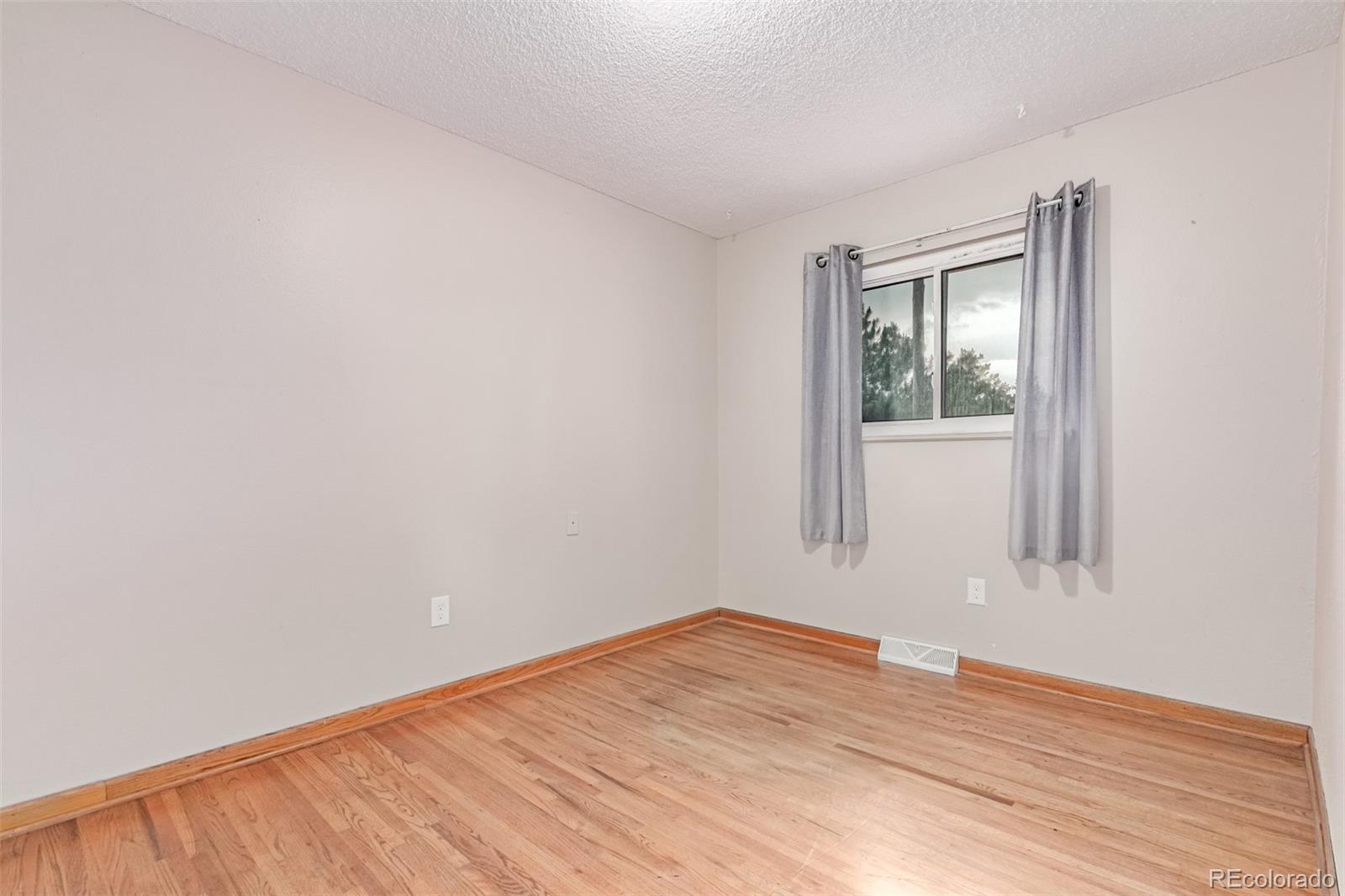 MLS Image #17 for 1285  elder street,denver, Colorado