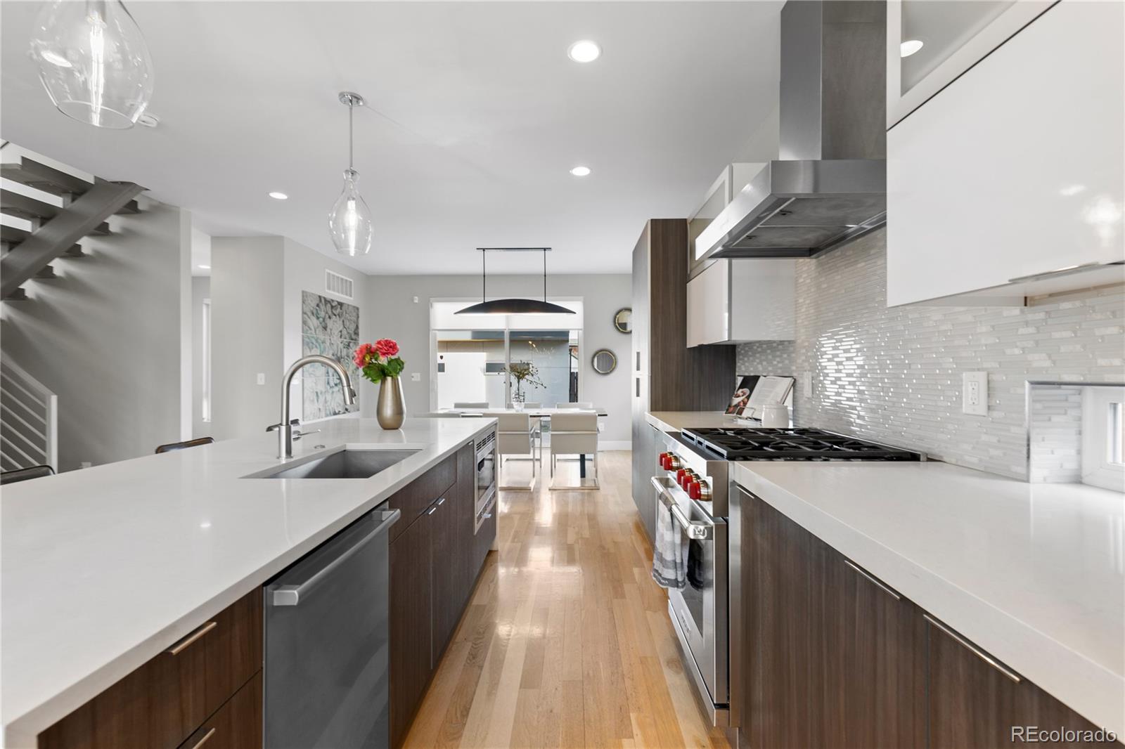 MLS Image #10 for 3225 n york street,denver, Colorado