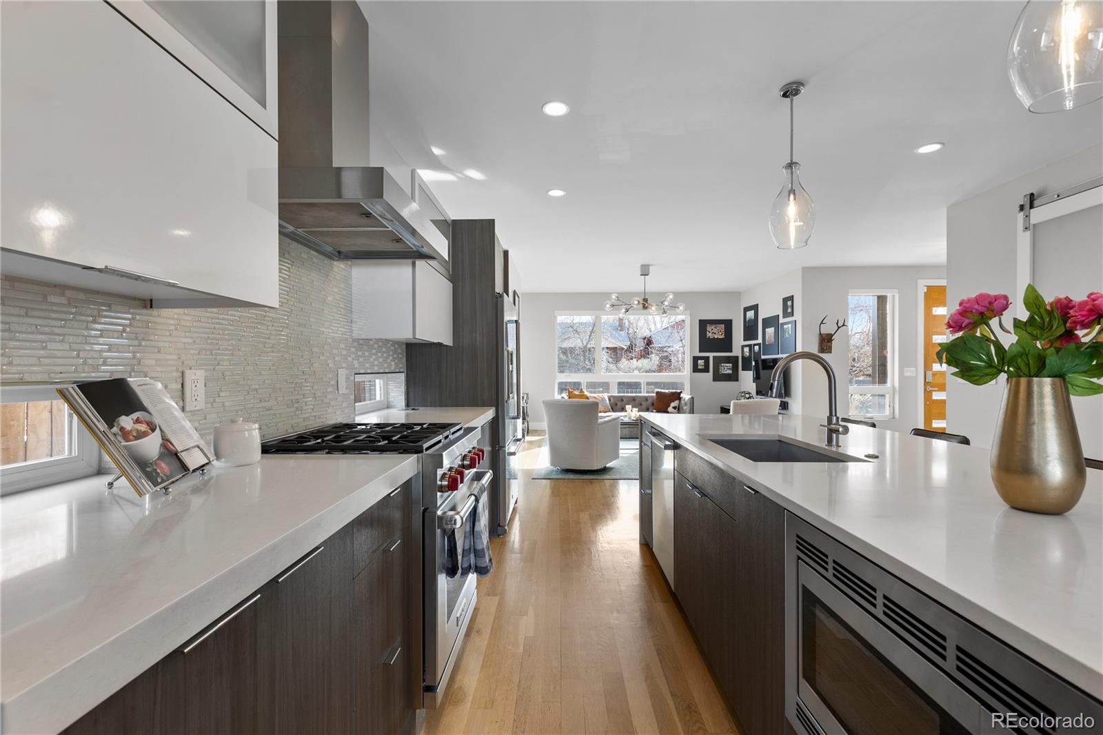 MLS Image #12 for 3225 n york street,denver, Colorado