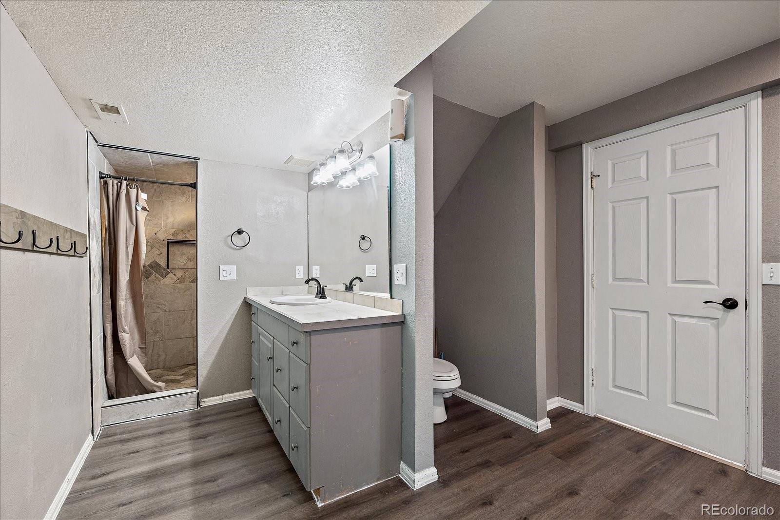 MLS Image #22 for 5932 s versailles street,aurora, Colorado