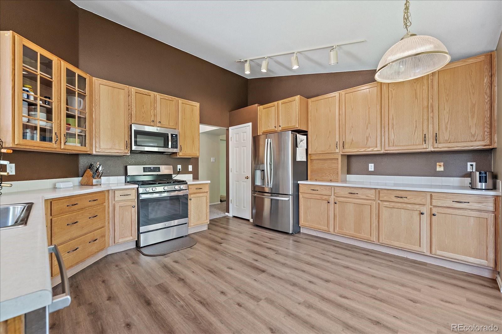 MLS Image #6 for 5932 s versailles street,aurora, Colorado