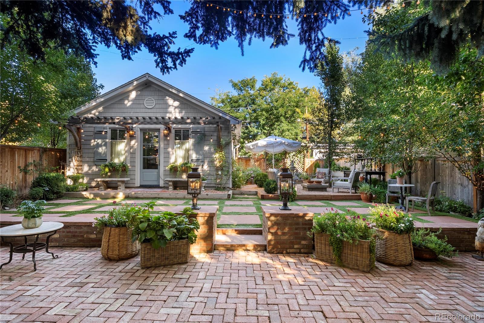 MLS Image #4 for 2566 s clayton street,denver, Colorado