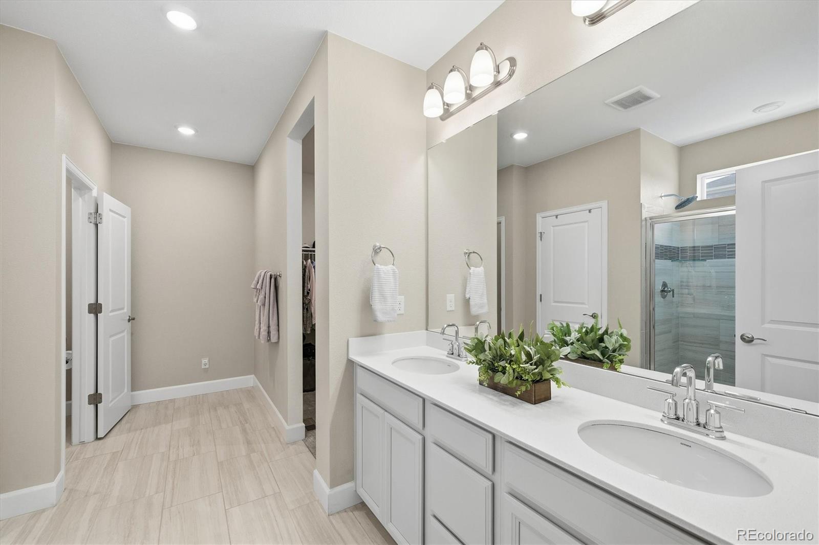 MLS Image #18 for 744  penstemon drive,henderson, Colorado