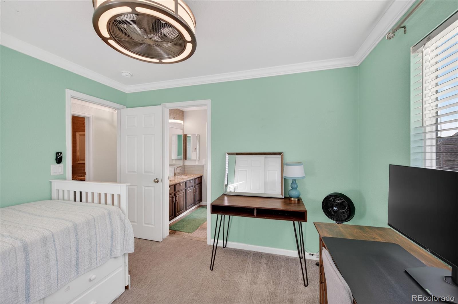 MLS Image #33 for 26201 e davies drive,aurora, Colorado