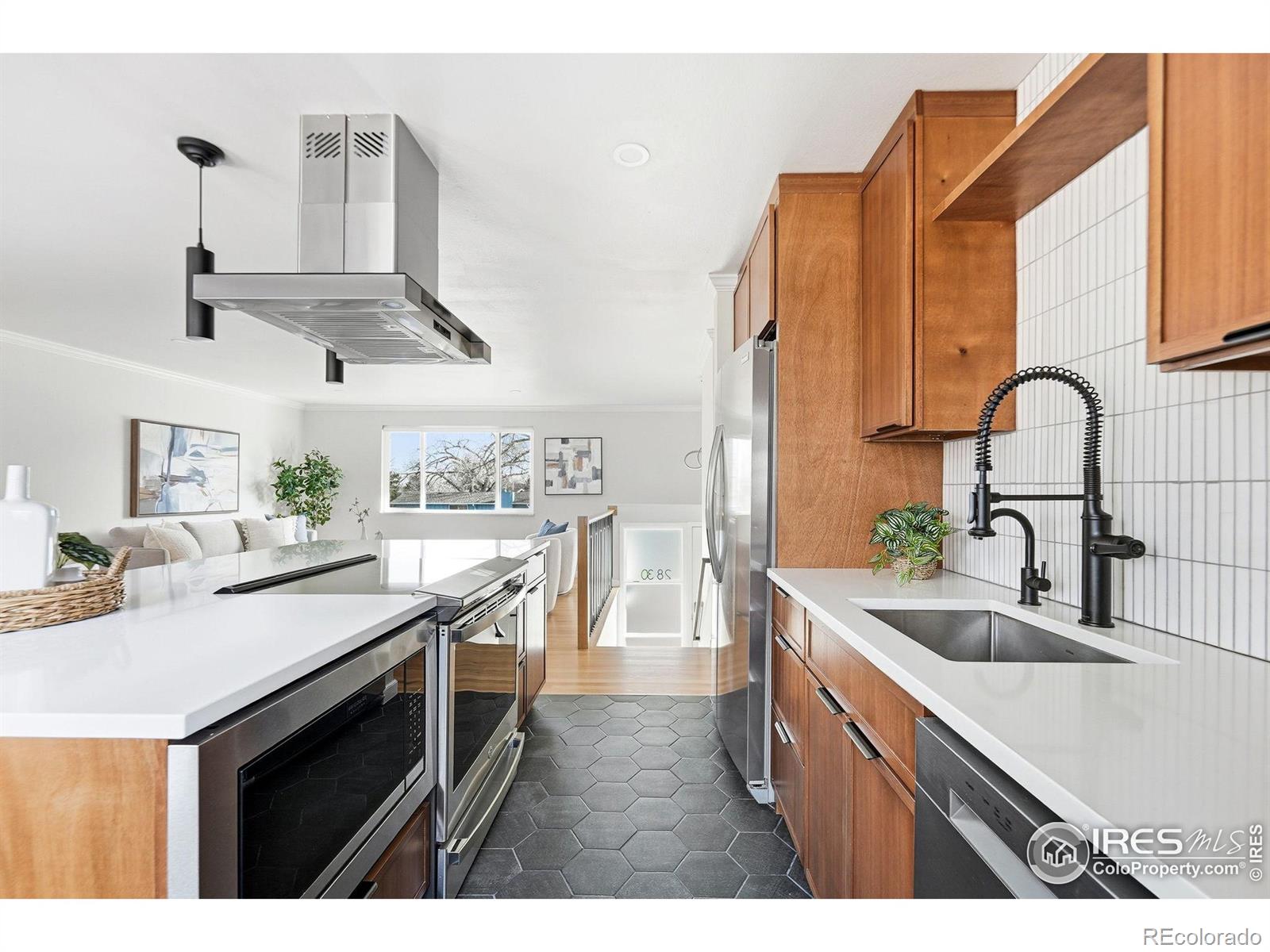MLS Image #13 for 2830  duke circle,boulder, Colorado