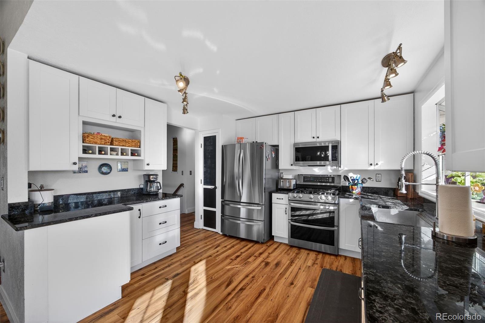 MLS Image #12 for 7964 s estes court,littleton, Colorado