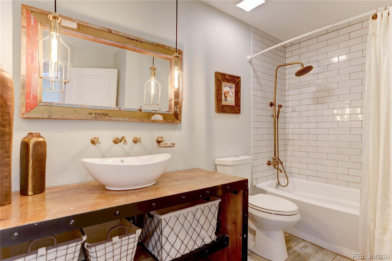 MLS Image #19 for 8252 s balsam court,littleton, Colorado
