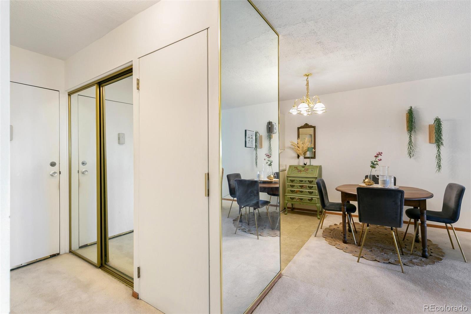 MLS Image #4 for 705 s alton way 11a,denver, Colorado