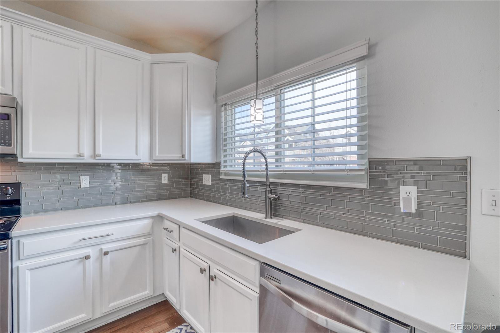 MLS Image #8 for 16583 e geddes place,aurora, Colorado