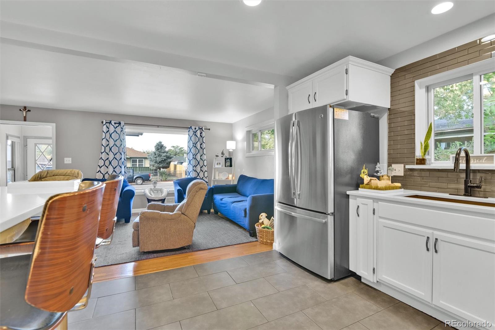 MLS Image #10 for 7050  alan drive,denver, Colorado