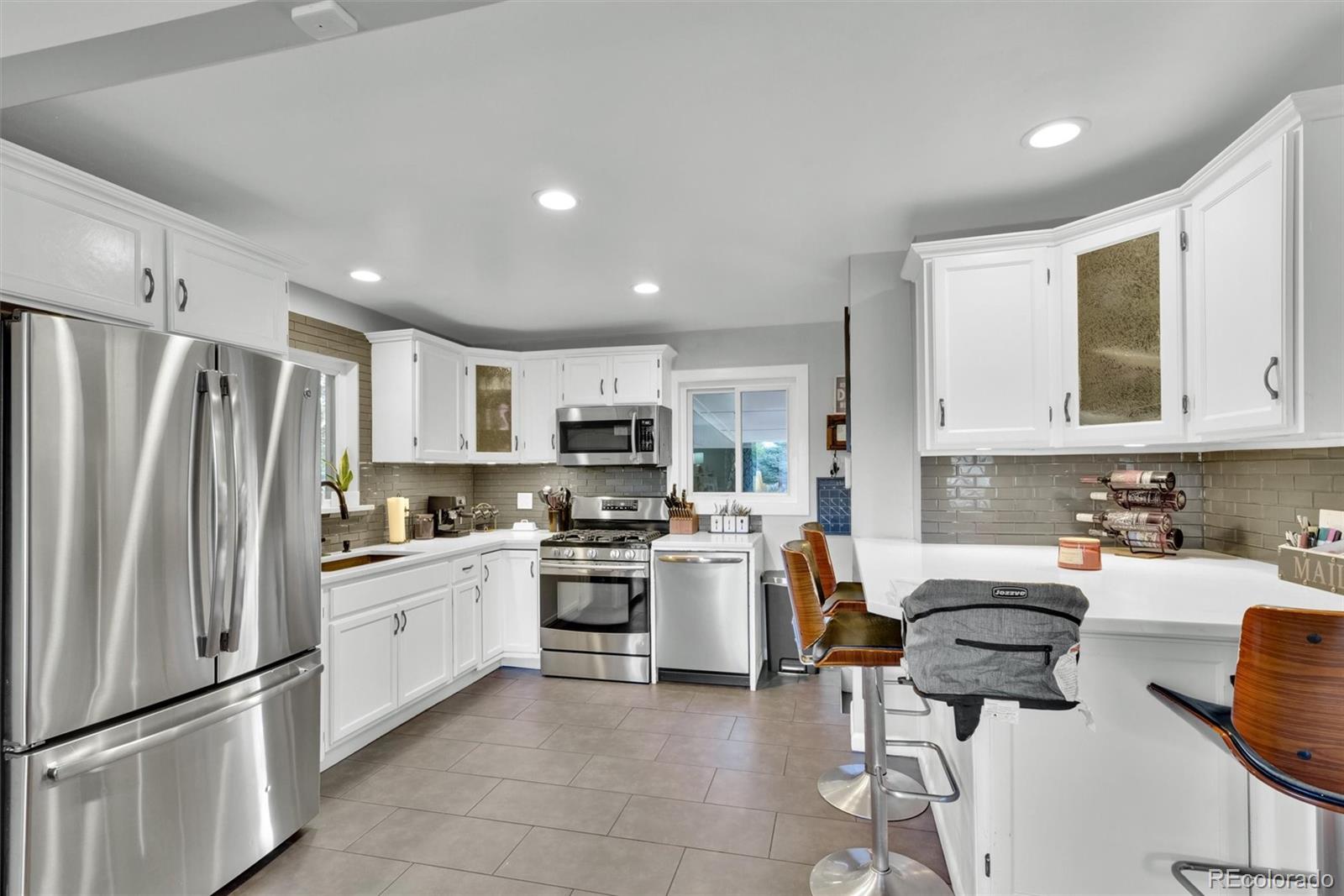 MLS Image #7 for 7050  alan drive,denver, Colorado