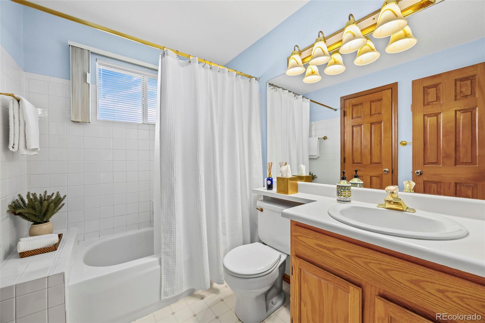 MLS Image #18 for 5427 s xenon street,littleton, Colorado