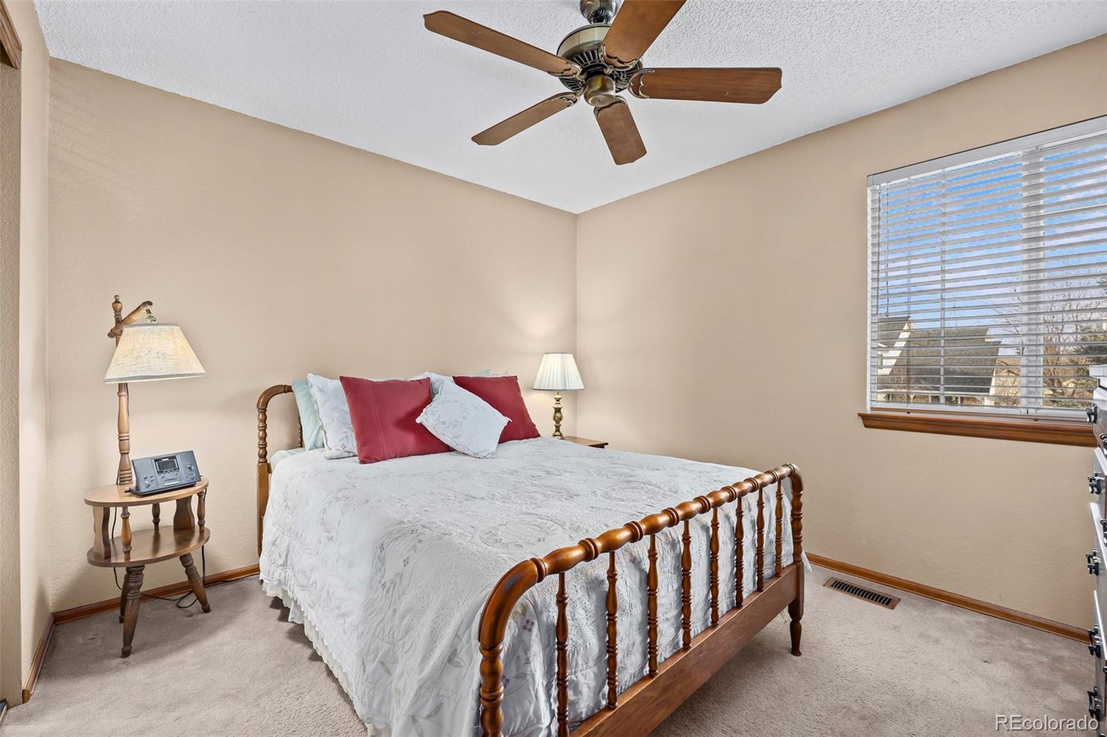 MLS Image #19 for 5427 s xenon street,littleton, Colorado