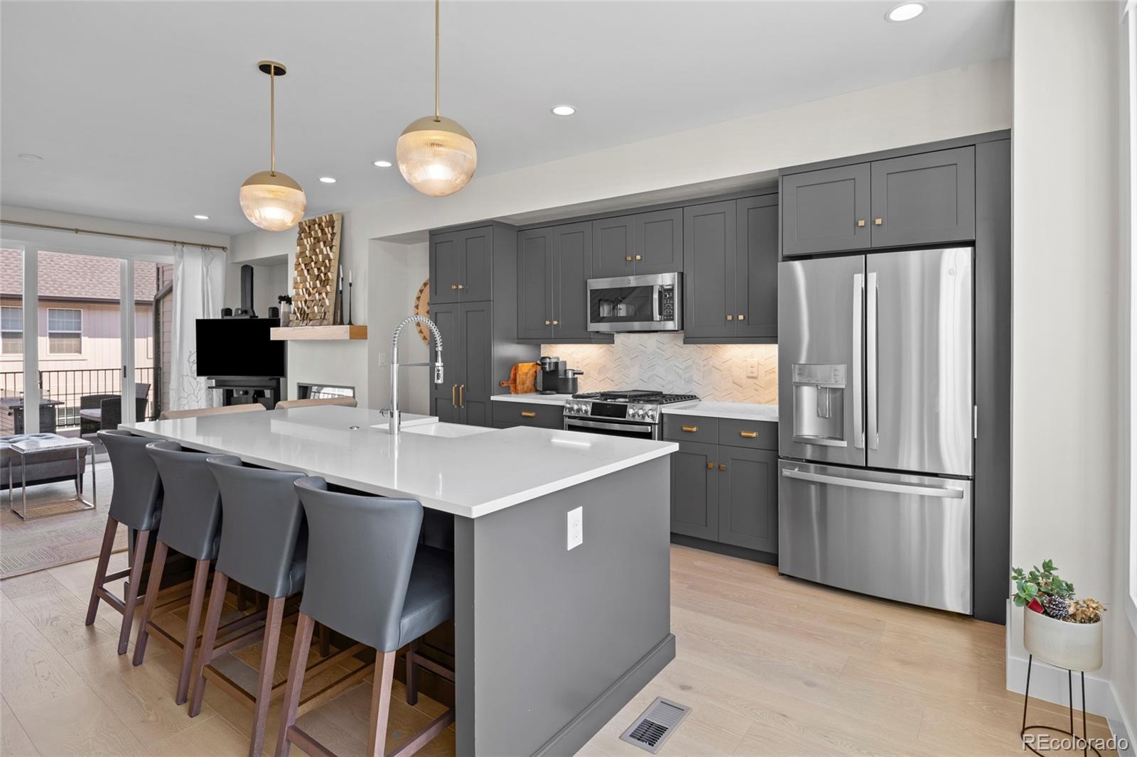 MLS Image #4 for 8028 w 52nd lane,arvada, Colorado