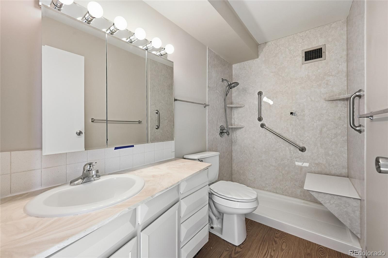 MLS Image #16 for 700 s alton way 1c,denver, Colorado