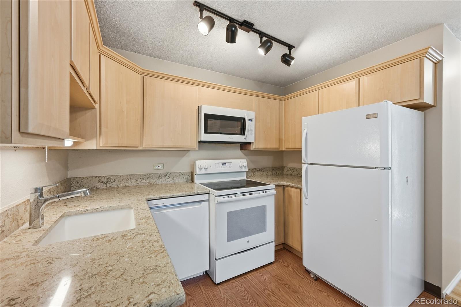 MLS Image #7 for 700 s alton way 1c,denver, Colorado