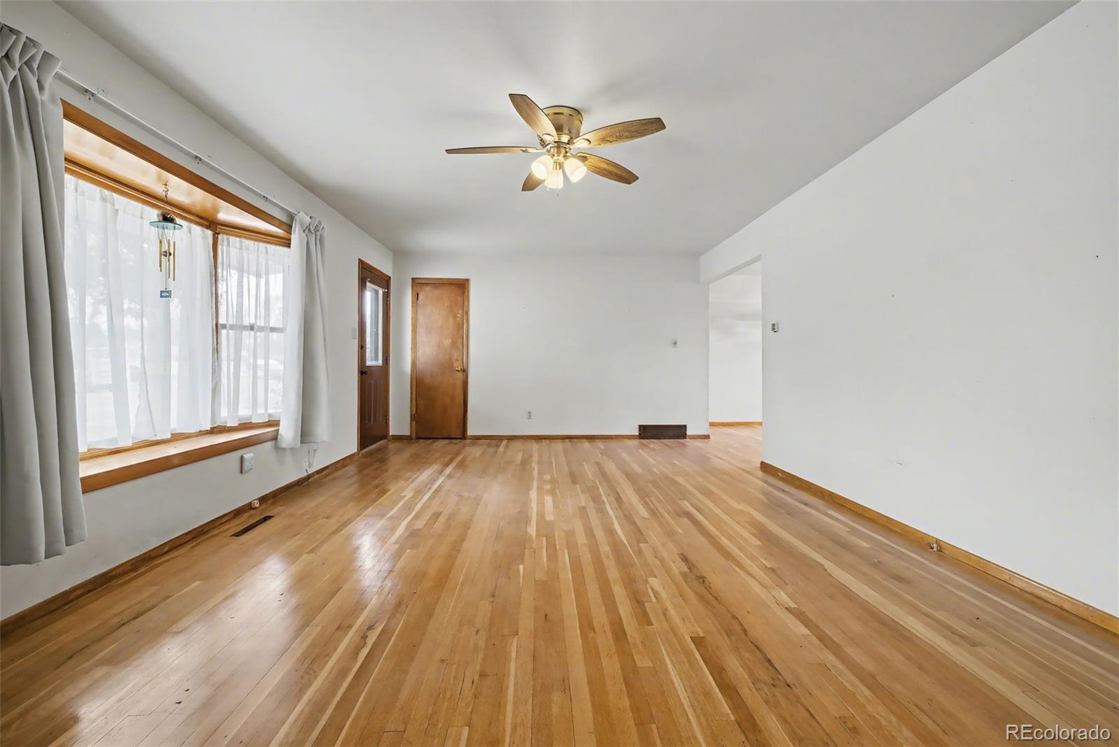 MLS Image #8 for 800  main street,colorado springs, Colorado