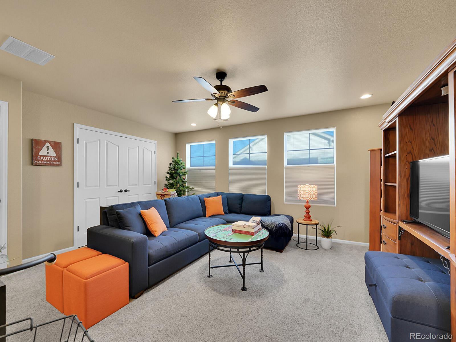MLS Image #22 for 19509 e 55th avenue,denver, Colorado