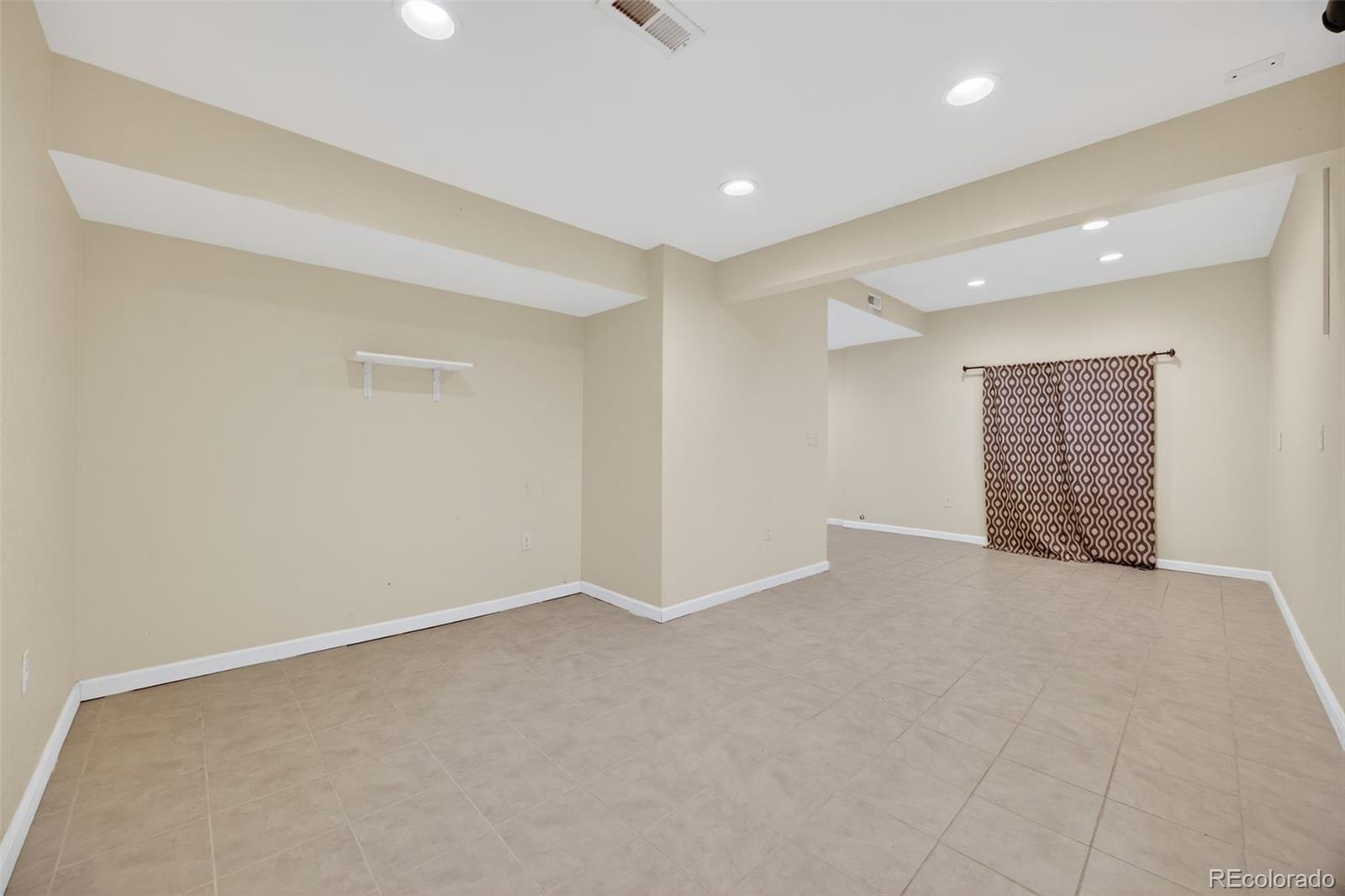 MLS Image #40 for 5034  fraser way,denver, Colorado
