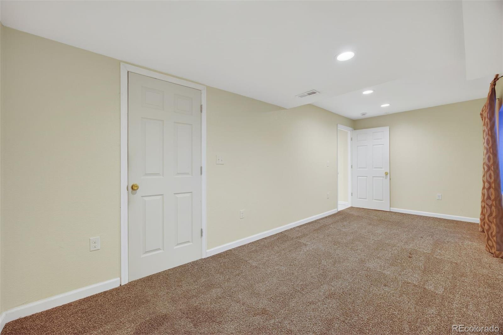 MLS Image #41 for 5034  fraser way,denver, Colorado