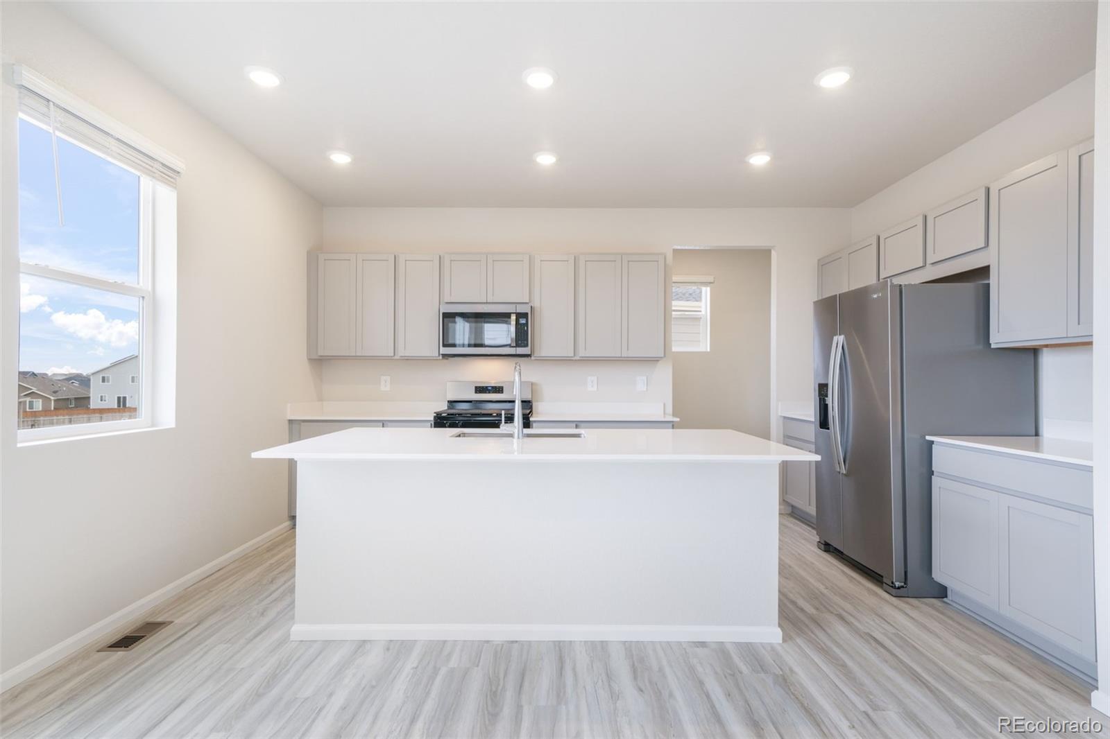 MLS Image #16 for 13303  valley peak drive,peyton, Colorado