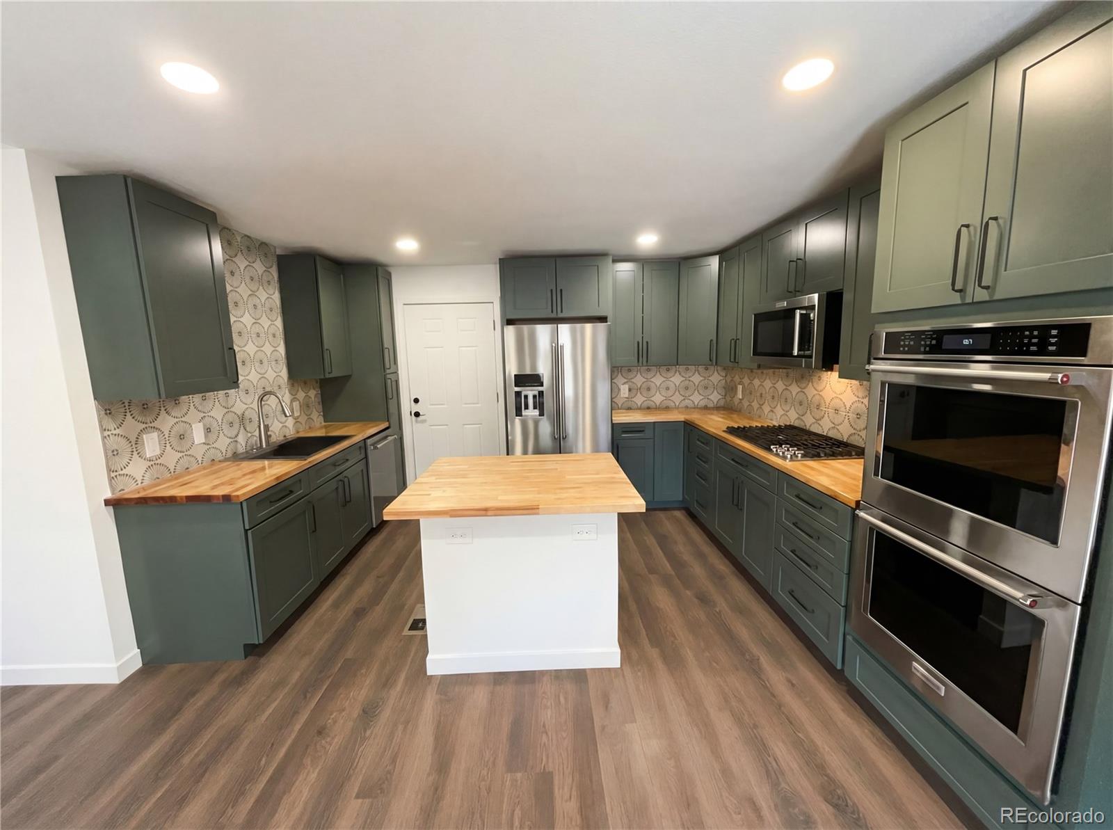 MLS Image #1 for 3624 s olathe street,aurora, Colorado
