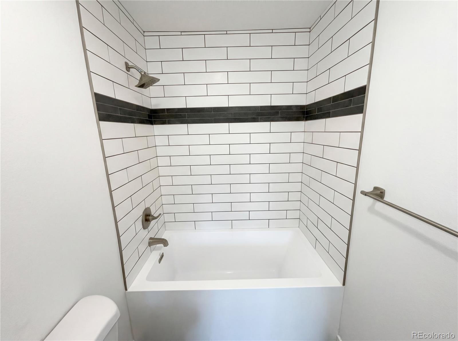 MLS Image #15 for 3624 s olathe street,aurora, Colorado
