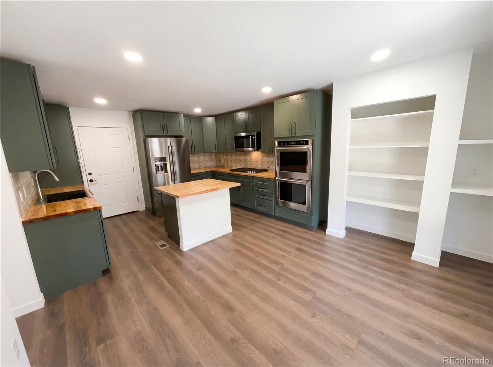 MLS Image #8 for 3624 s olathe street,aurora, Colorado