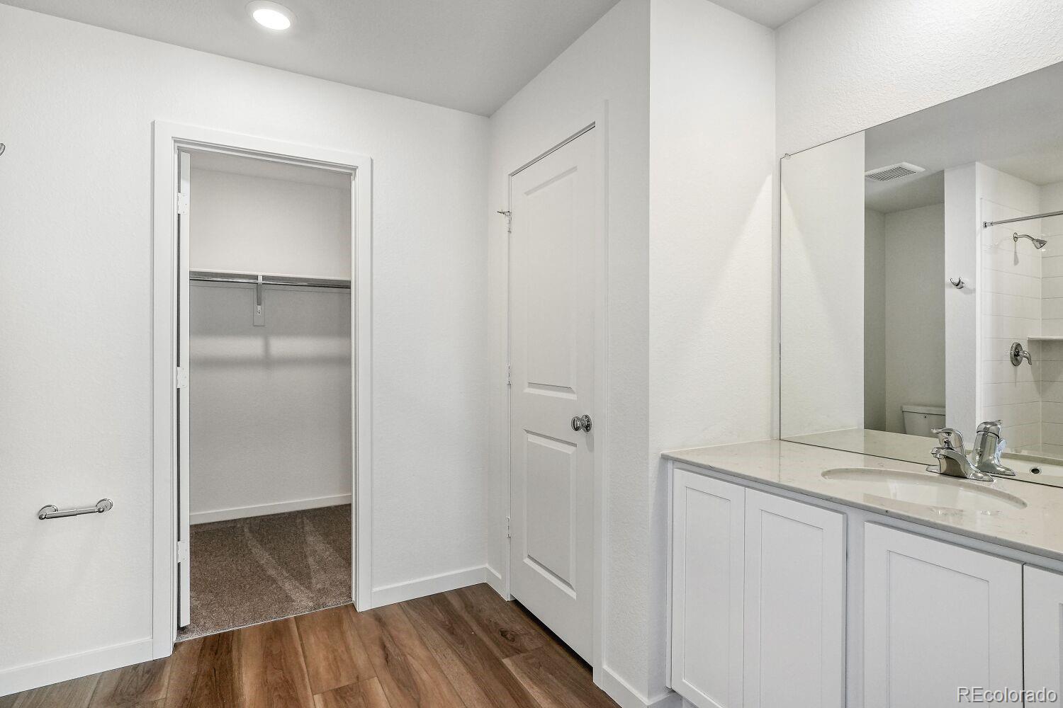MLS Image #7 for 45878  mill avenue,bennett, Colorado