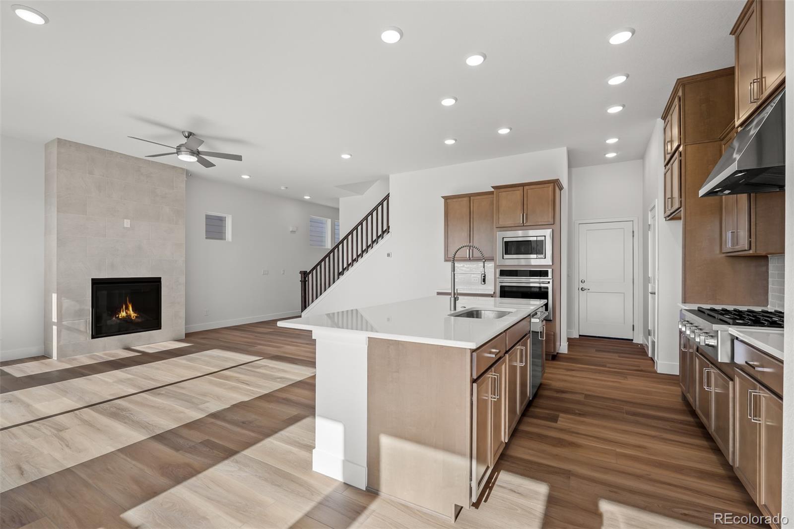 MLS Image #10 for 4505  peak crest view,colorado springs, Colorado