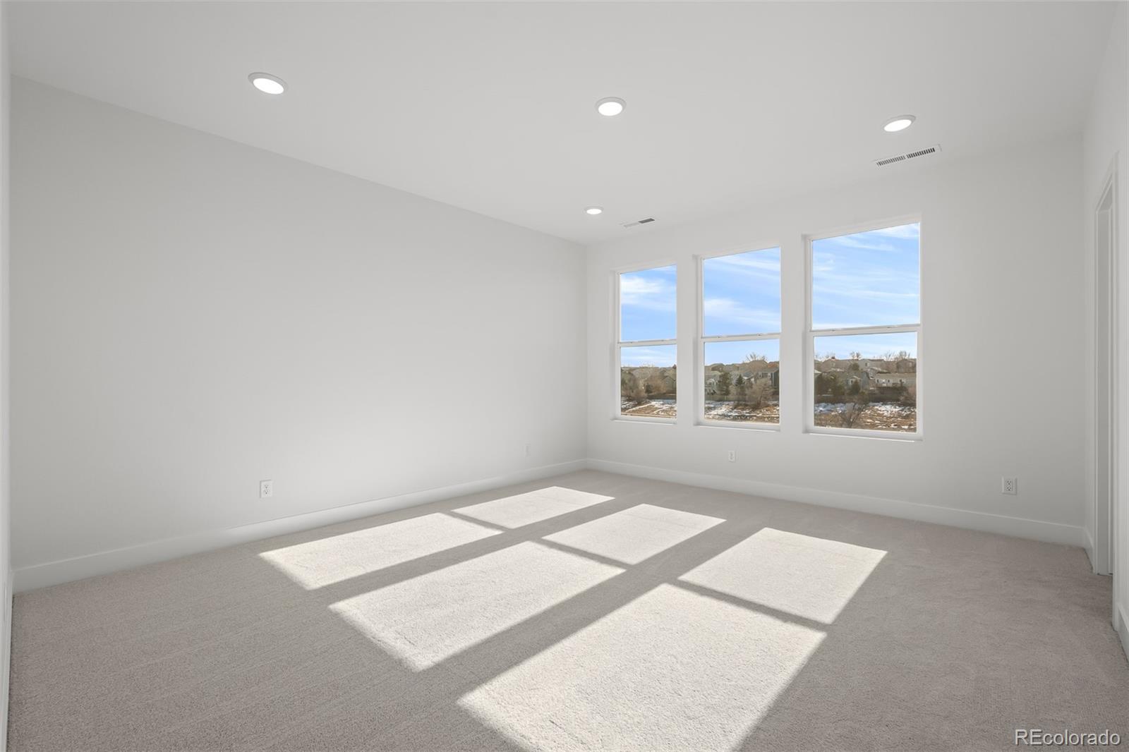 MLS Image #17 for 4505  peak crest view,colorado springs, Colorado