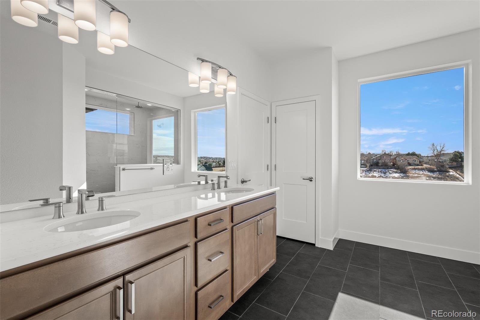 MLS Image #19 for 4505  peak crest view,colorado springs, Colorado