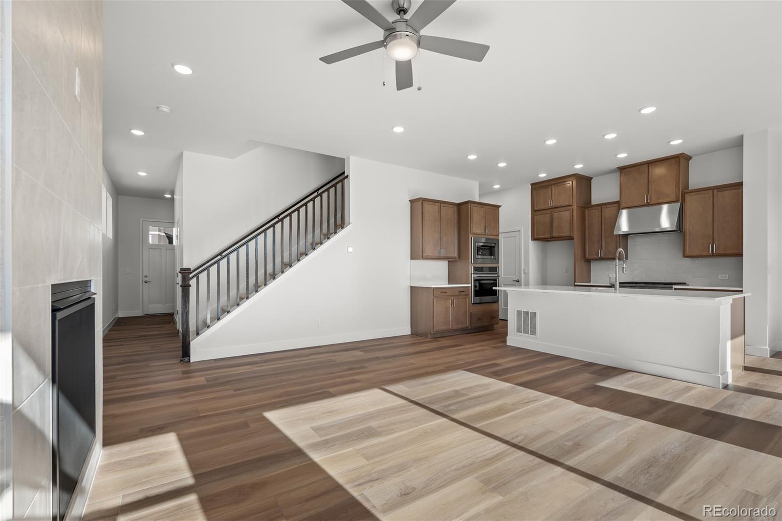 MLS Image #2 for 4505  peak crest view,colorado springs, Colorado