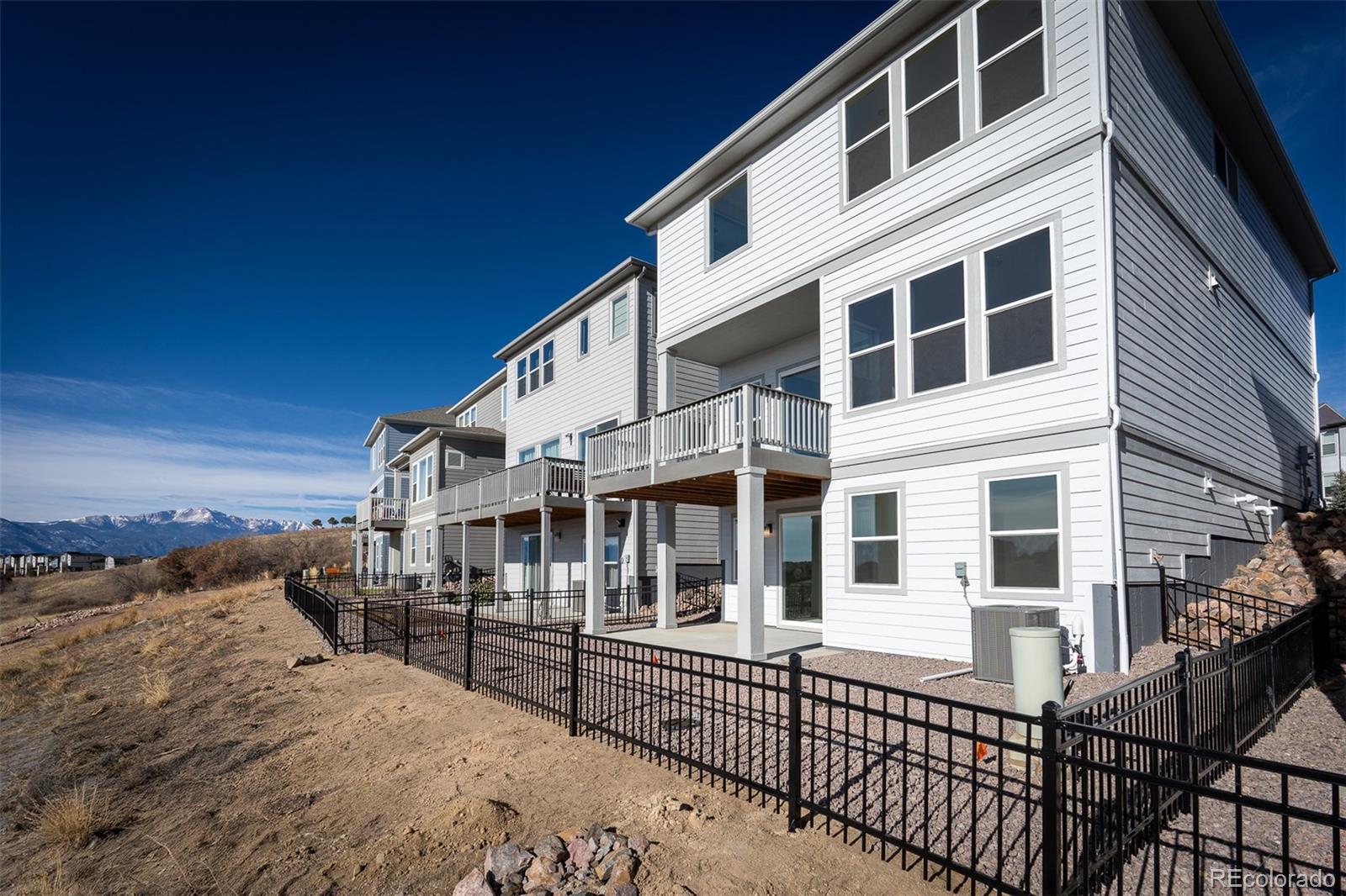 MLS Image #33 for 4505  peak crest view,colorado springs, Colorado