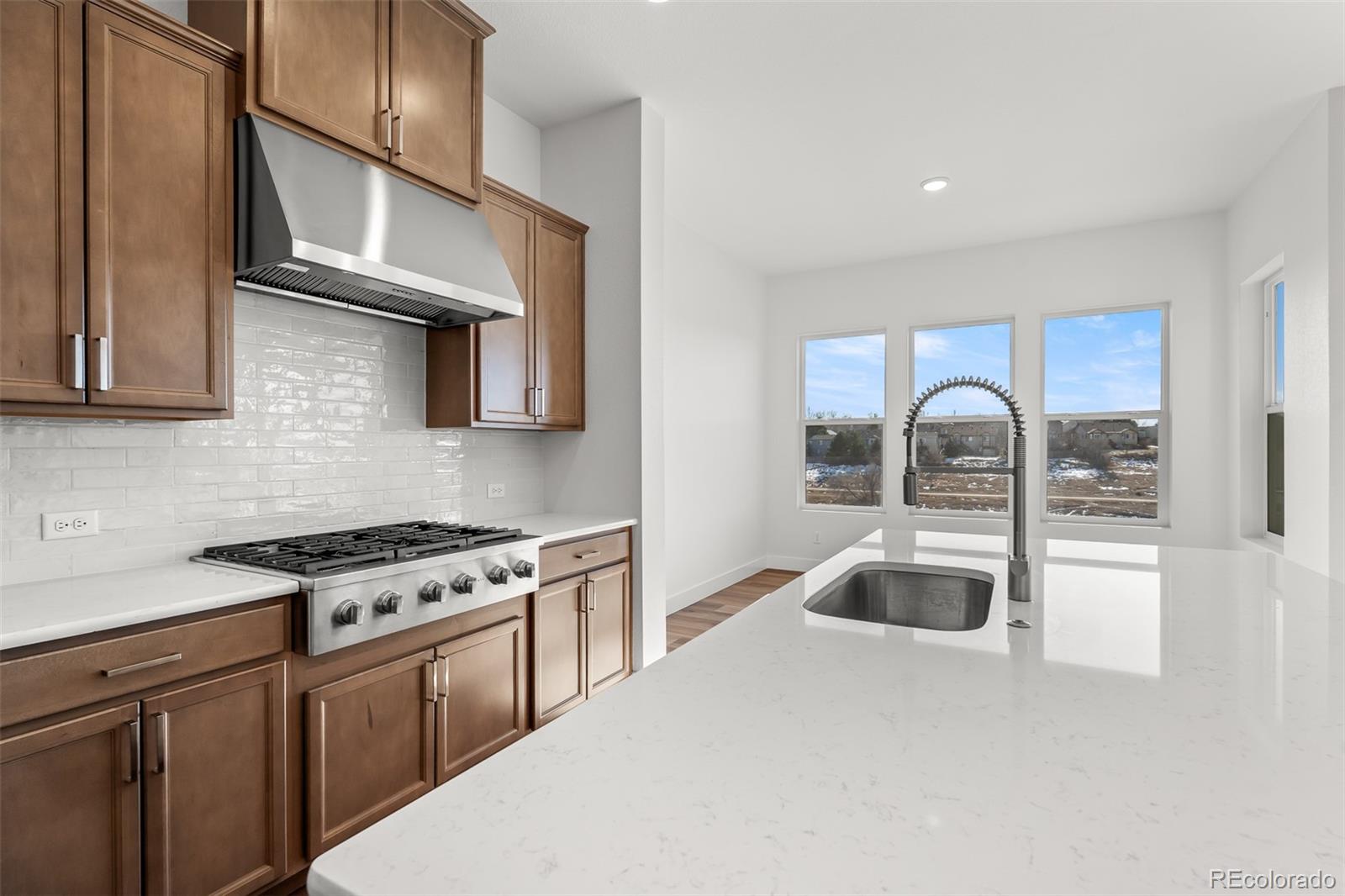 MLS Image #5 for 4505  peak crest view,colorado springs, Colorado