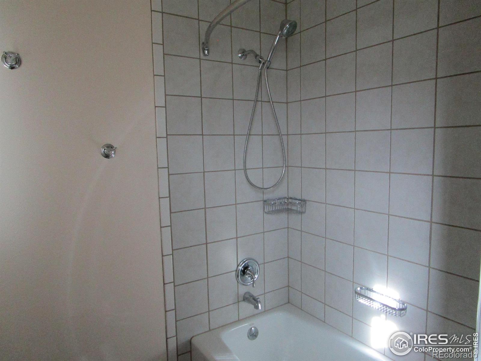 MLS Image #11 for 18 s cedar circle,burlington, Colorado