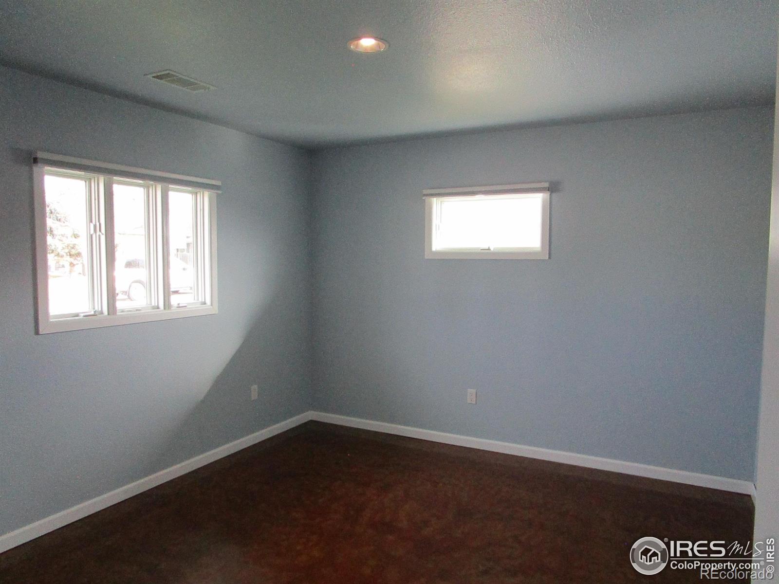 MLS Image #14 for 18 s cedar circle,burlington, Colorado