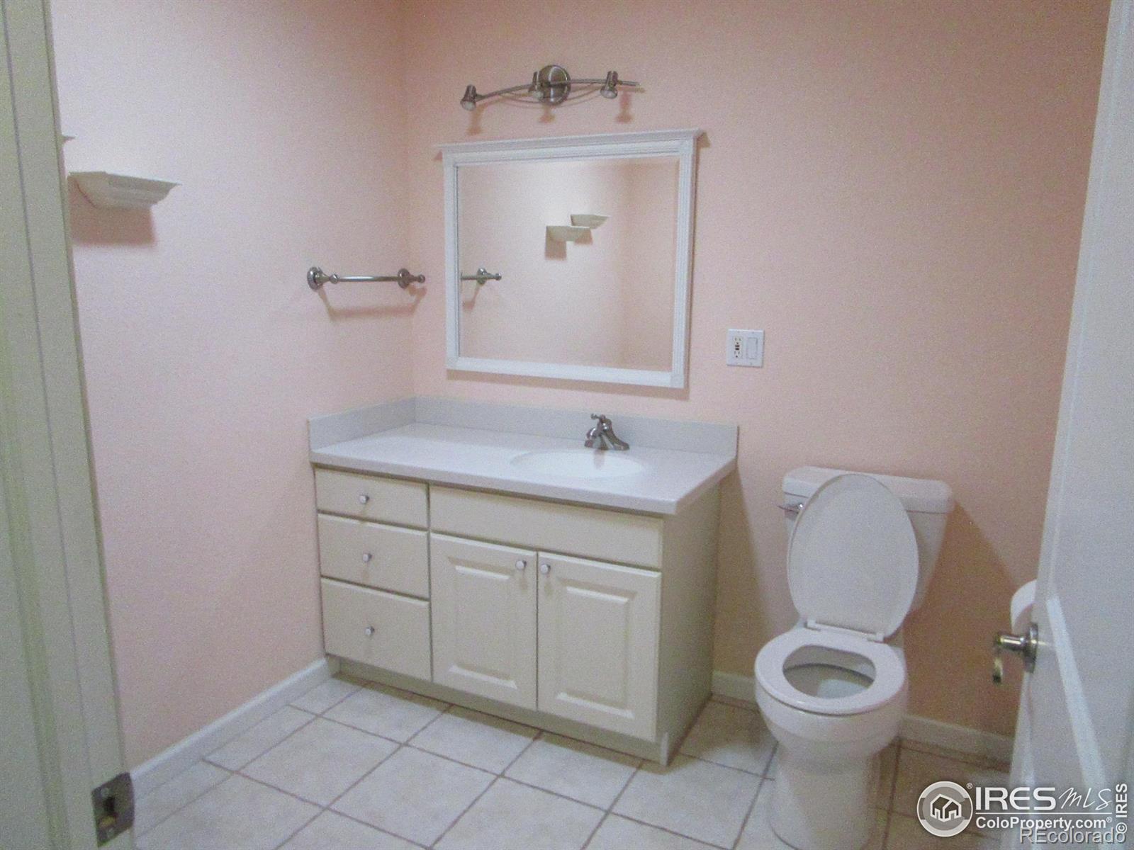 MLS Image #18 for 18 s cedar circle,burlington, Colorado
