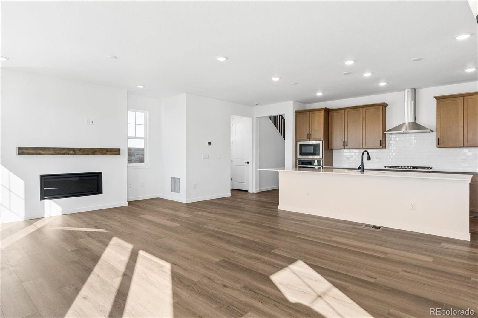 MLS Image #6 for 9116  hayden peak street,englewood, Colorado