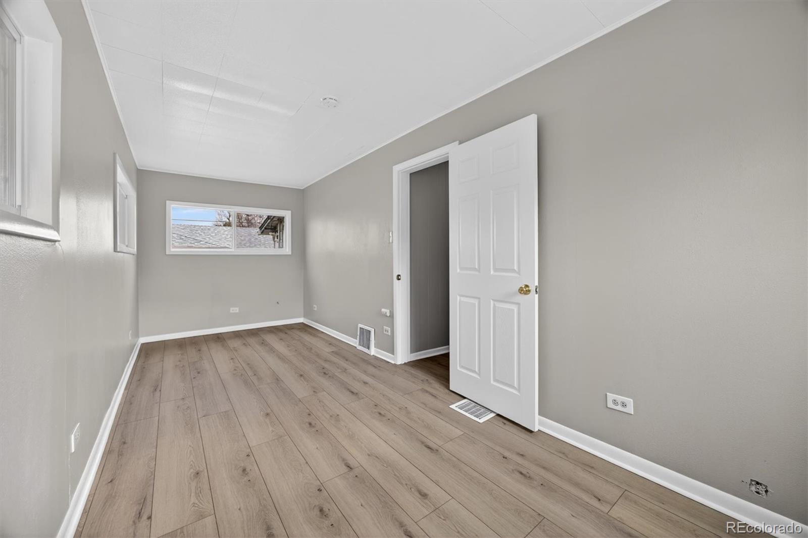 MLS Image #10 for 705  perry street,denver, Colorado