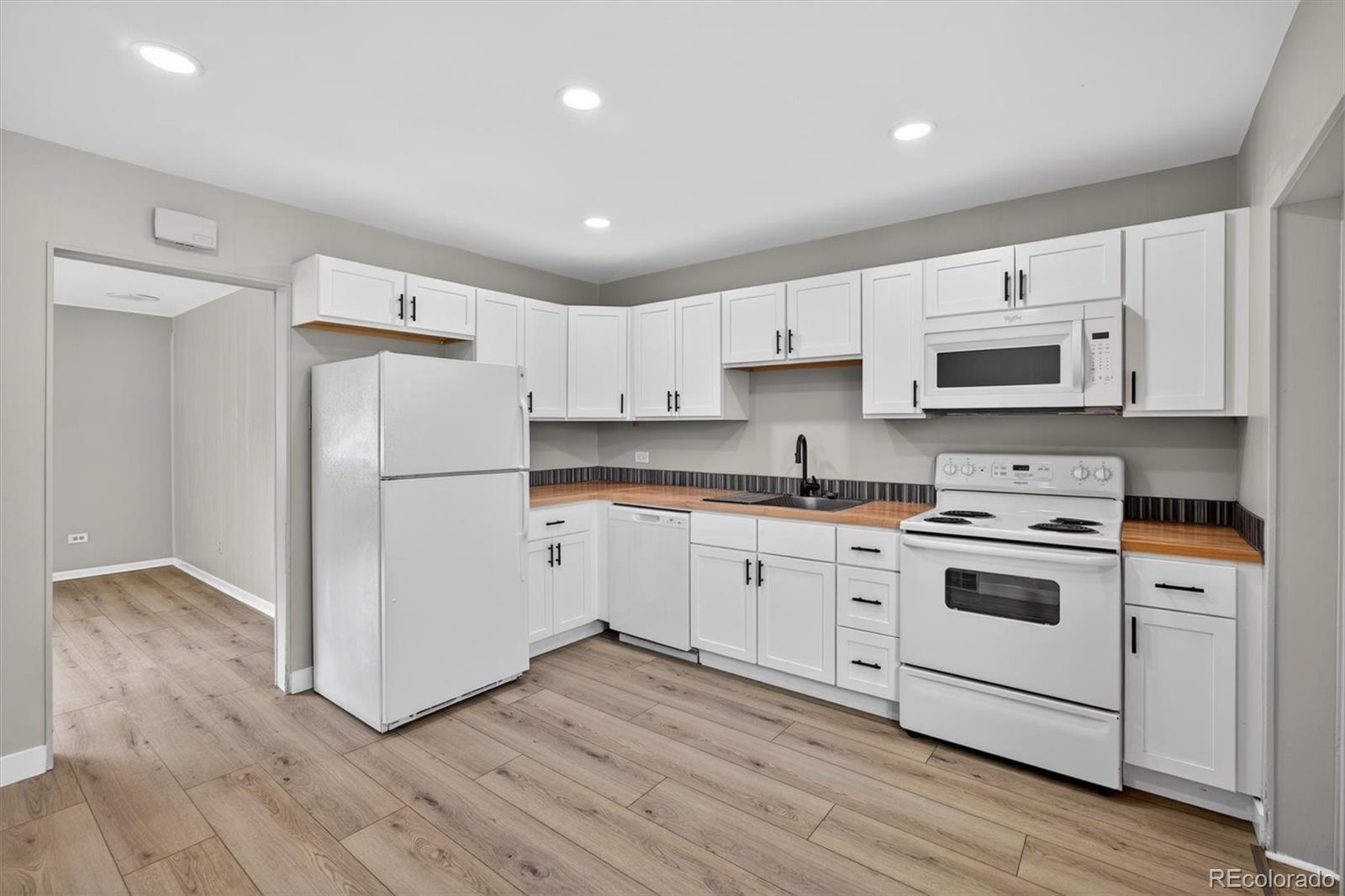 MLS Image #6 for 705  perry street,denver, Colorado
