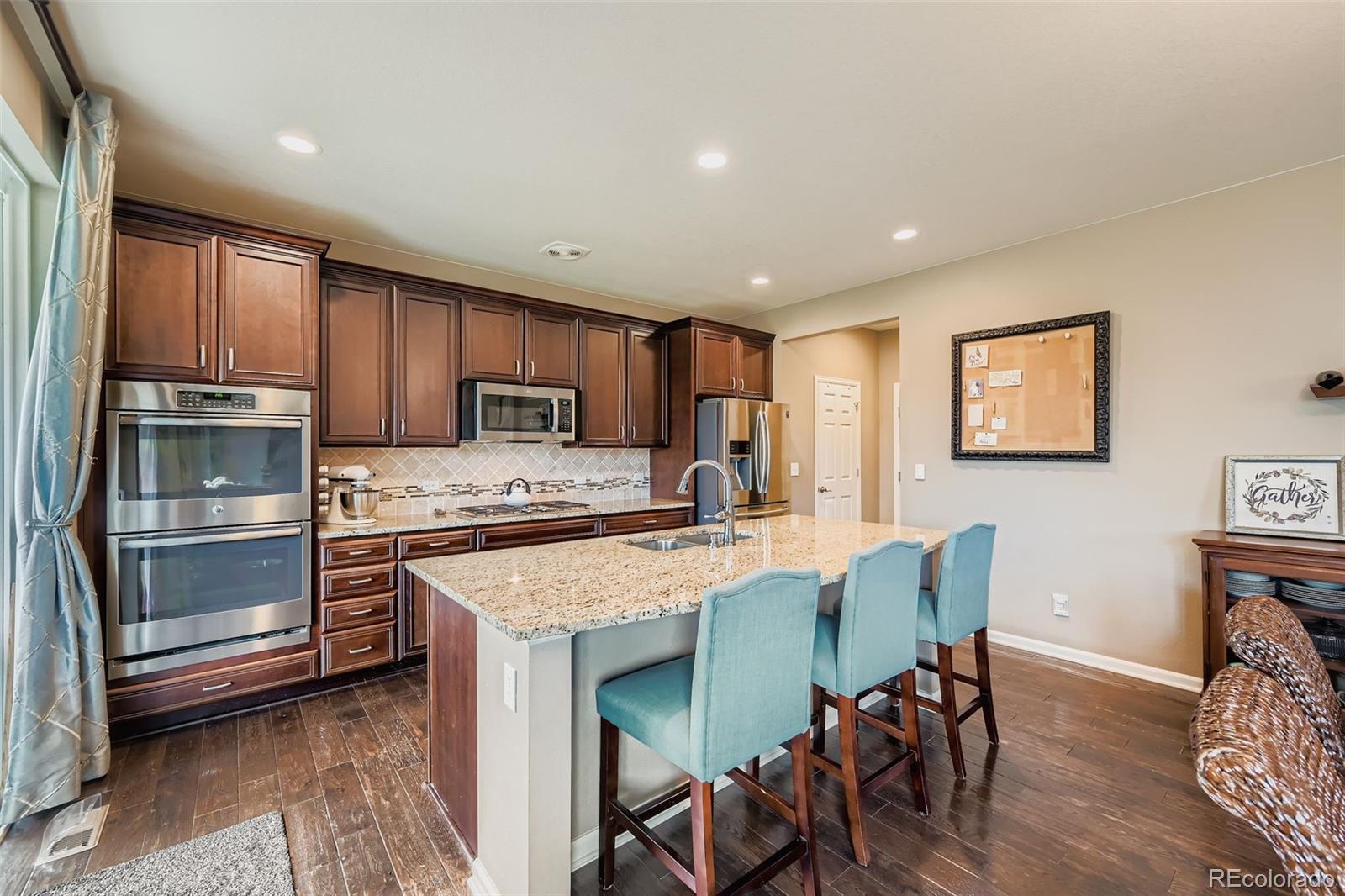 MLS Image #10 for 6320  walnut grove way,erie, Colorado