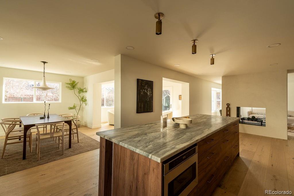 MLS Image #4 for 2920 s york street,denver, Colorado