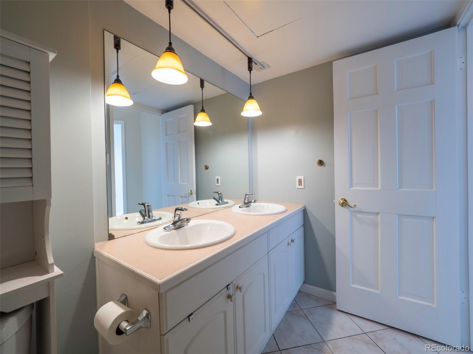 MLS Image #16 for 550 e 12th avenue 1501,denver, Colorado