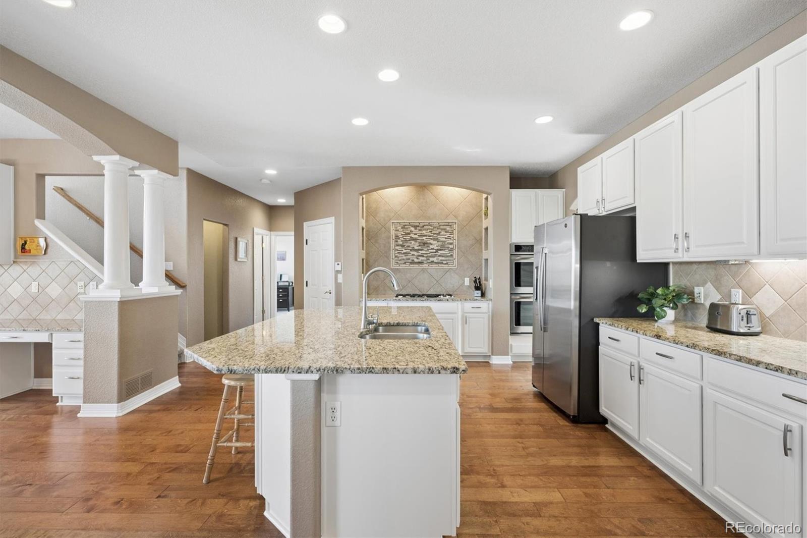 MLS Image #13 for 20201 e euclid lane,aurora, Colorado