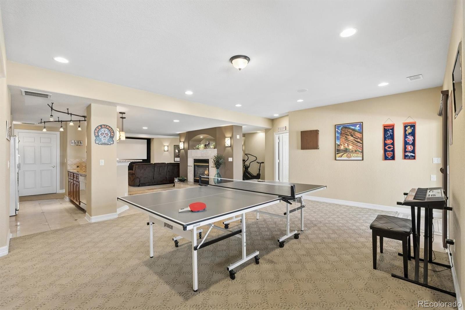 MLS Image #32 for 20201 e euclid lane,aurora, Colorado